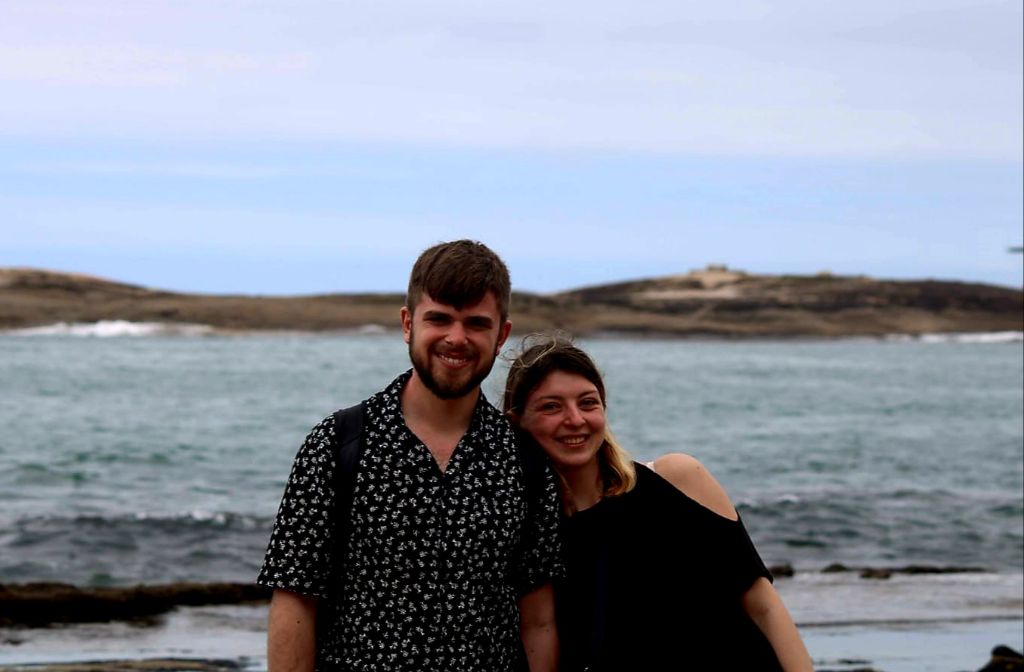 Anastasia Zhuravlova e o Hannes Hart felizes em suas férias no Brasil