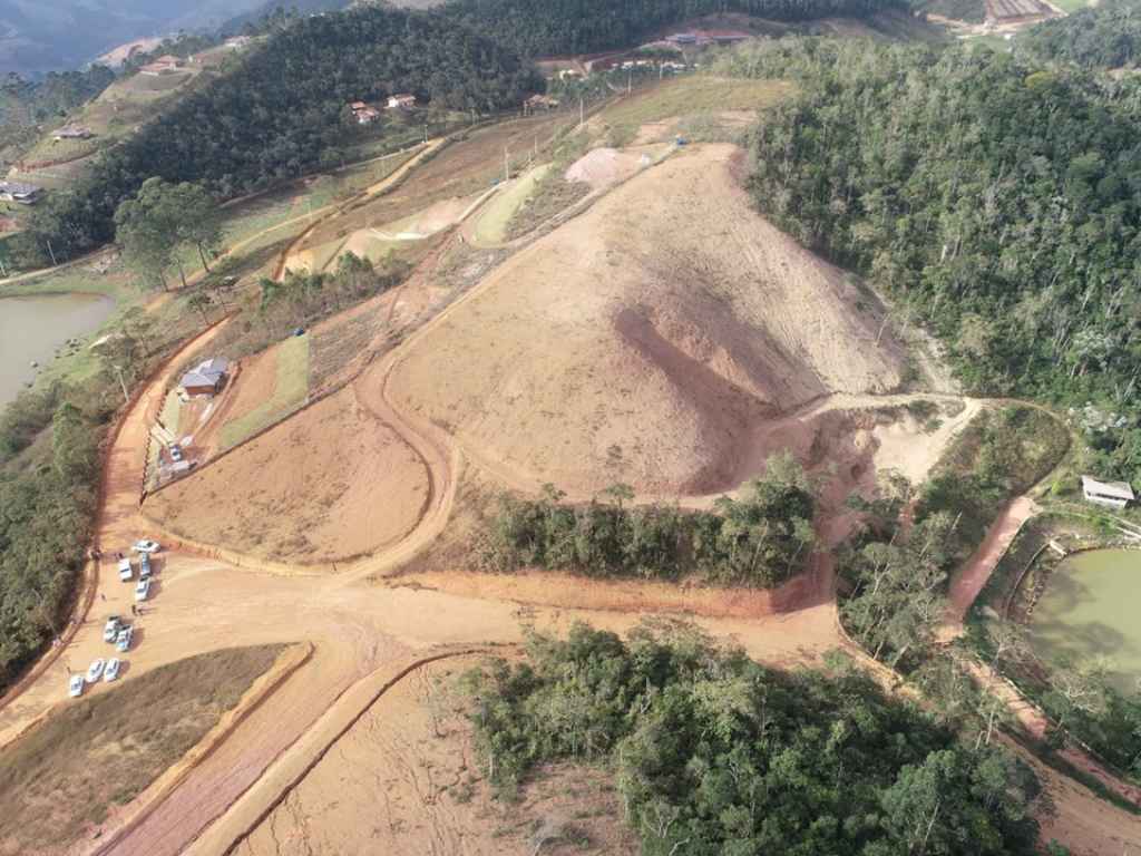 Flagrante de devastação próximo à rampa de voo livre do Circuito Caravaggio. Foto: Divulgação /Iema